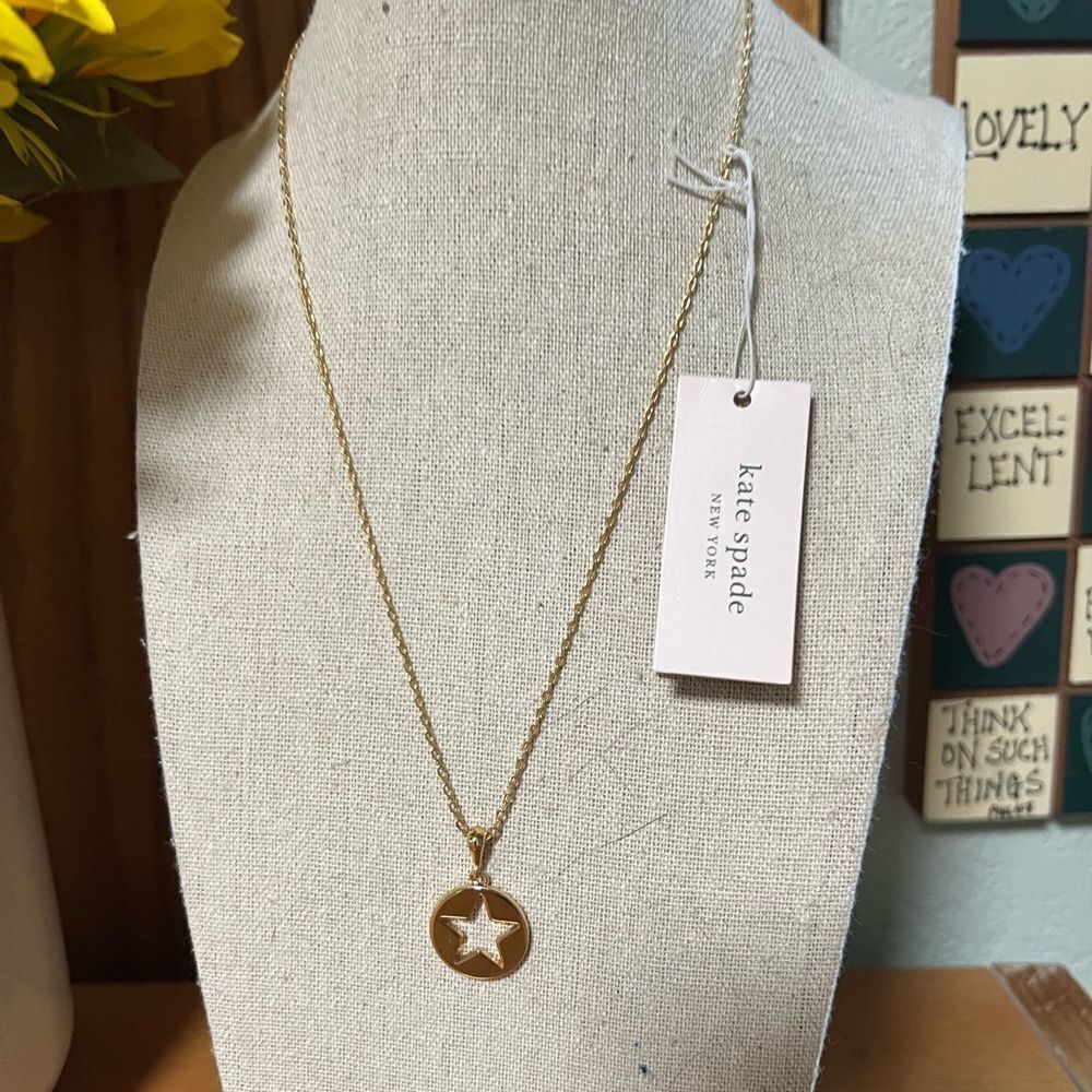NWT Kate Spade Gold Star Charm Necklace
#TSNK